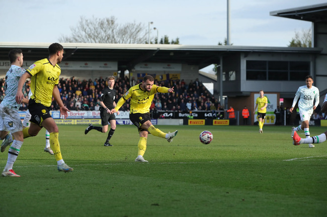 Trận cầu khó lường giữa Burton Albion FC vs Mansfield Town